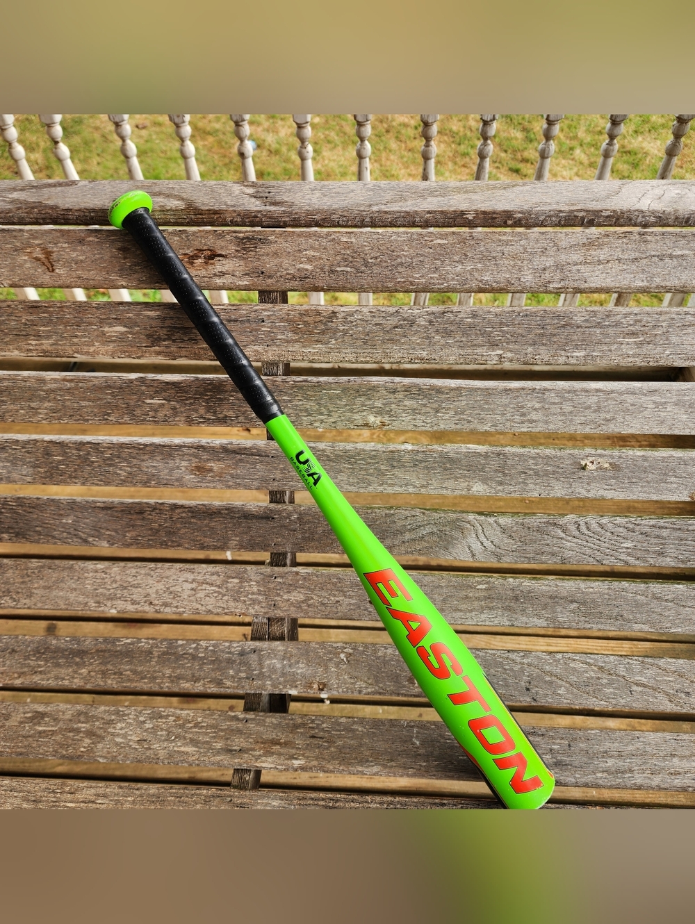 Easton "BEAST"  TB19B13 Alloy Tee Ball Bat (26")(13oz.)(2 1/4")(-13)